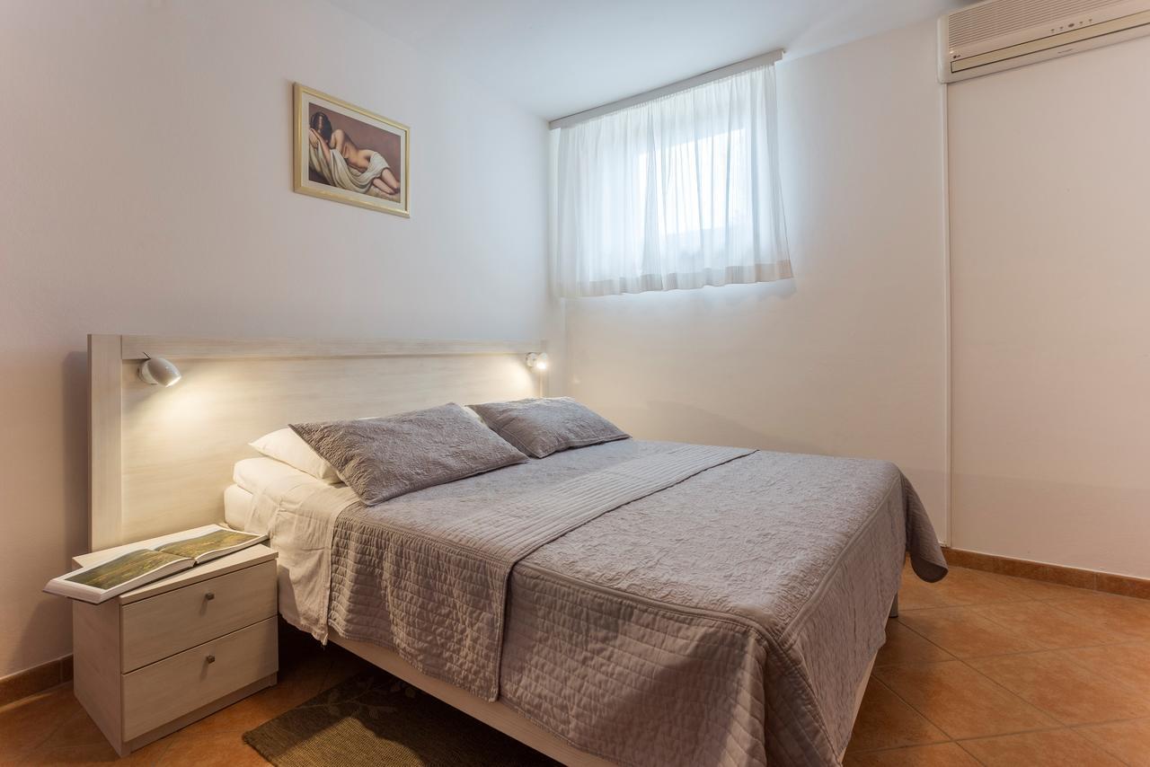 Apartments Rajkovic 라빈 외부 사진